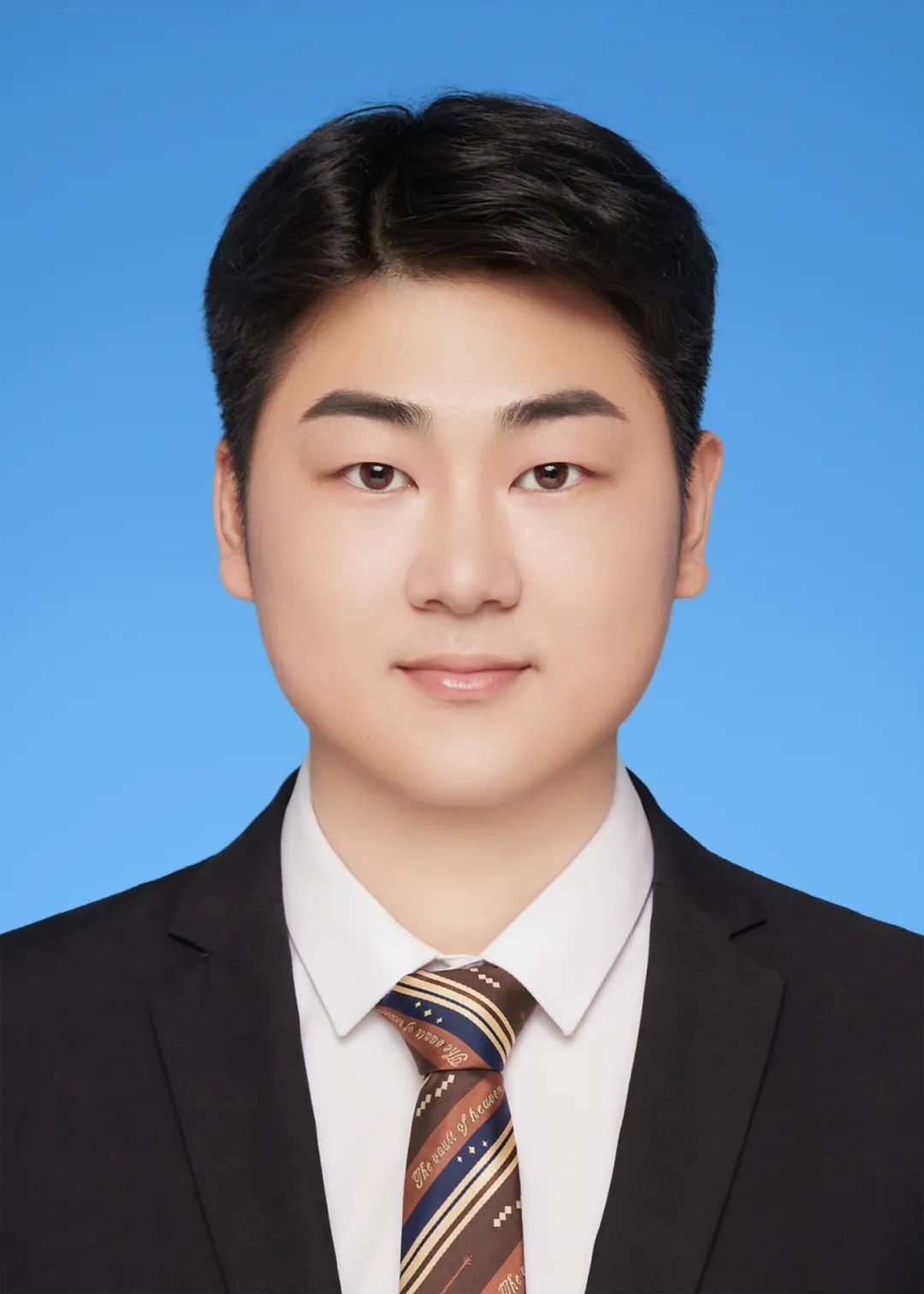 顾晨龙南京办公室实习律师邮箱:chenlong@sgla